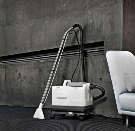 Моющий пылесос Nilfisk AX 14