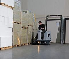 Подметальная машина Nilfisk SR 1101 P