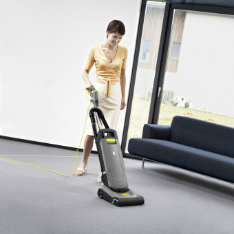 Пылесос щеточный Karcher CV 30/1