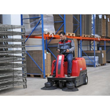 Подметальная машина Cleanfix KS1100