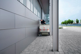 Подметальная машина Comac CS 80 B