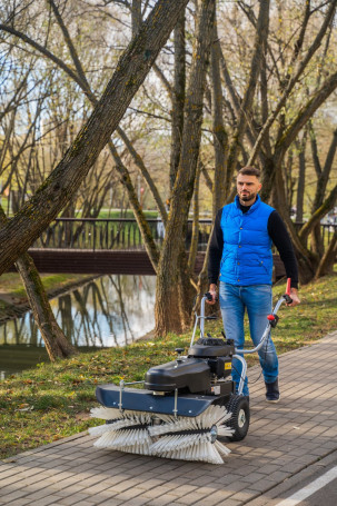 Подметальная машина Limpar 78 Honda