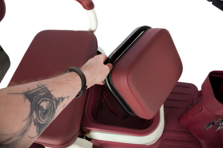 Трицикл электрический Rutrike Gelbert Mercury (48/60V, 650W, бело-красный) (0000265-3050)