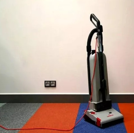 Пылесос вертикальный Comac CUV 15 DM