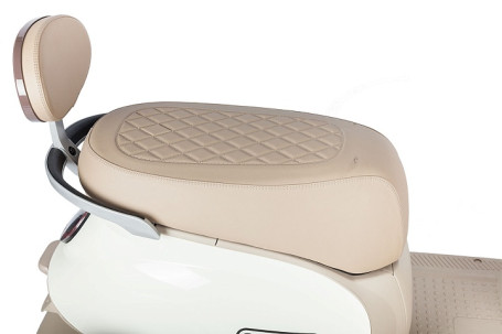 Трицикл электрический Rutrike Gelbert Ogma (48/60V, 650W, бело-красный) (0000252-3120)