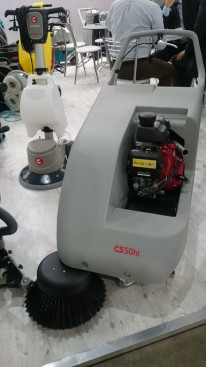 Подметальная машина Comac CS 50 Ht
