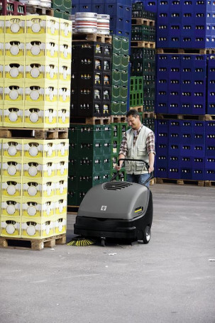 Подметальная машина Karcher KM 85/50 W