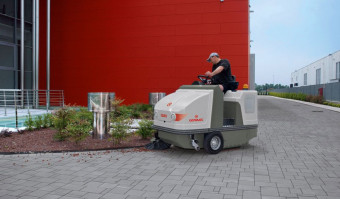 Подметальная машина Comac CS 80 D