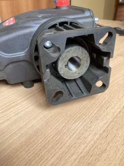 Насос высокого давления IPG E2E2113C (3400 об/мин)