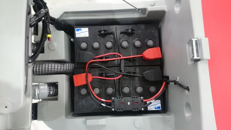 Поломоечная машина Comac Innova 55 B