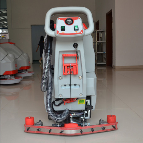 Поломоечная машина Bennett Smart S550bt PRO (80Ач, Li) (BNT61130-li80)