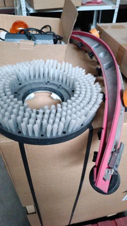 Поломоечная машина STAR D8 RIDE ON MAXI