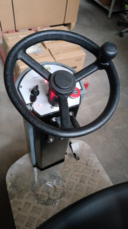 Поломоечная машина STAR D8 RIDE ON MAXI