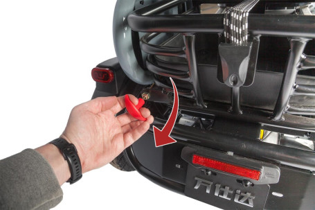 Трицикл электрический Wanshida UN MOTO 60V 650Вт (черный) (025578-3102)